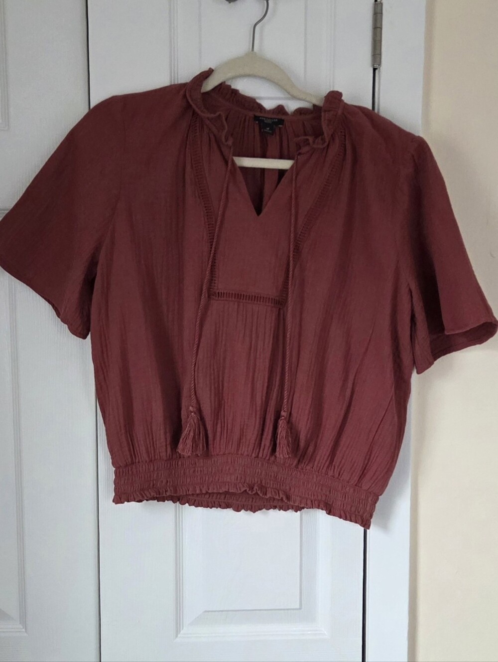 Ann Taylor Tie-Neck Short Sleeve Blouse in Dusty Rose